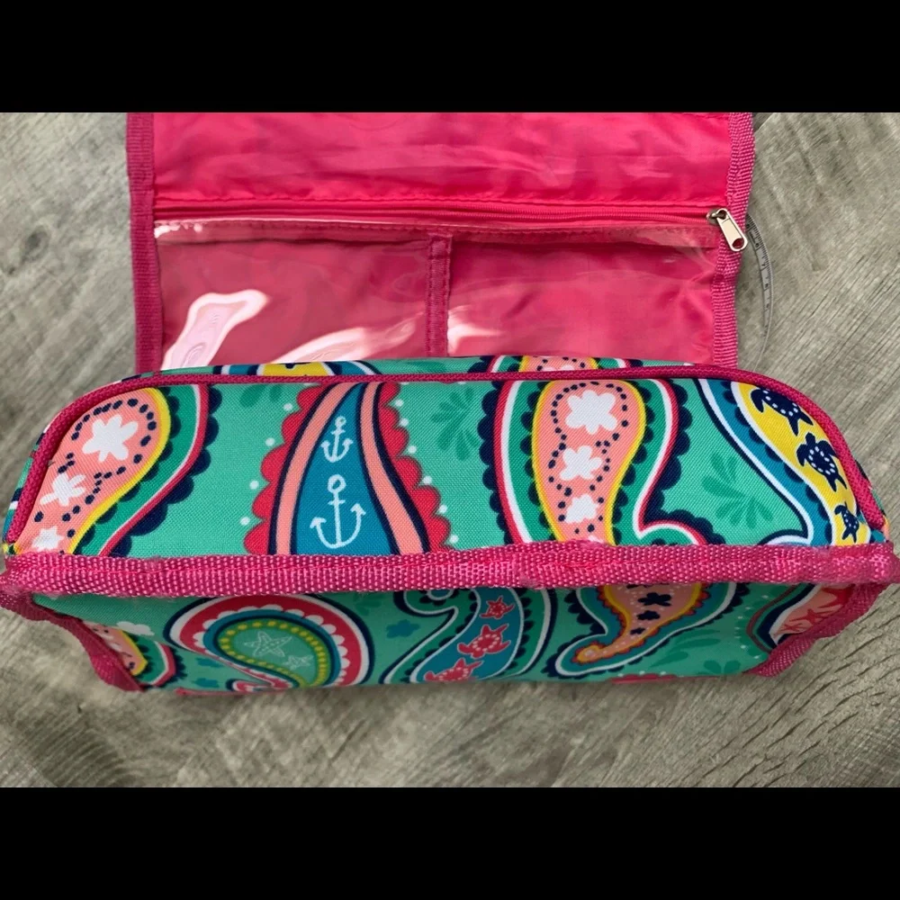 Simply Southern Hanging Travel Bag - Picture 8 of 13